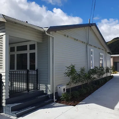 Dog-Friendly In Waterloo Villa Lower Hutt Exterior photo