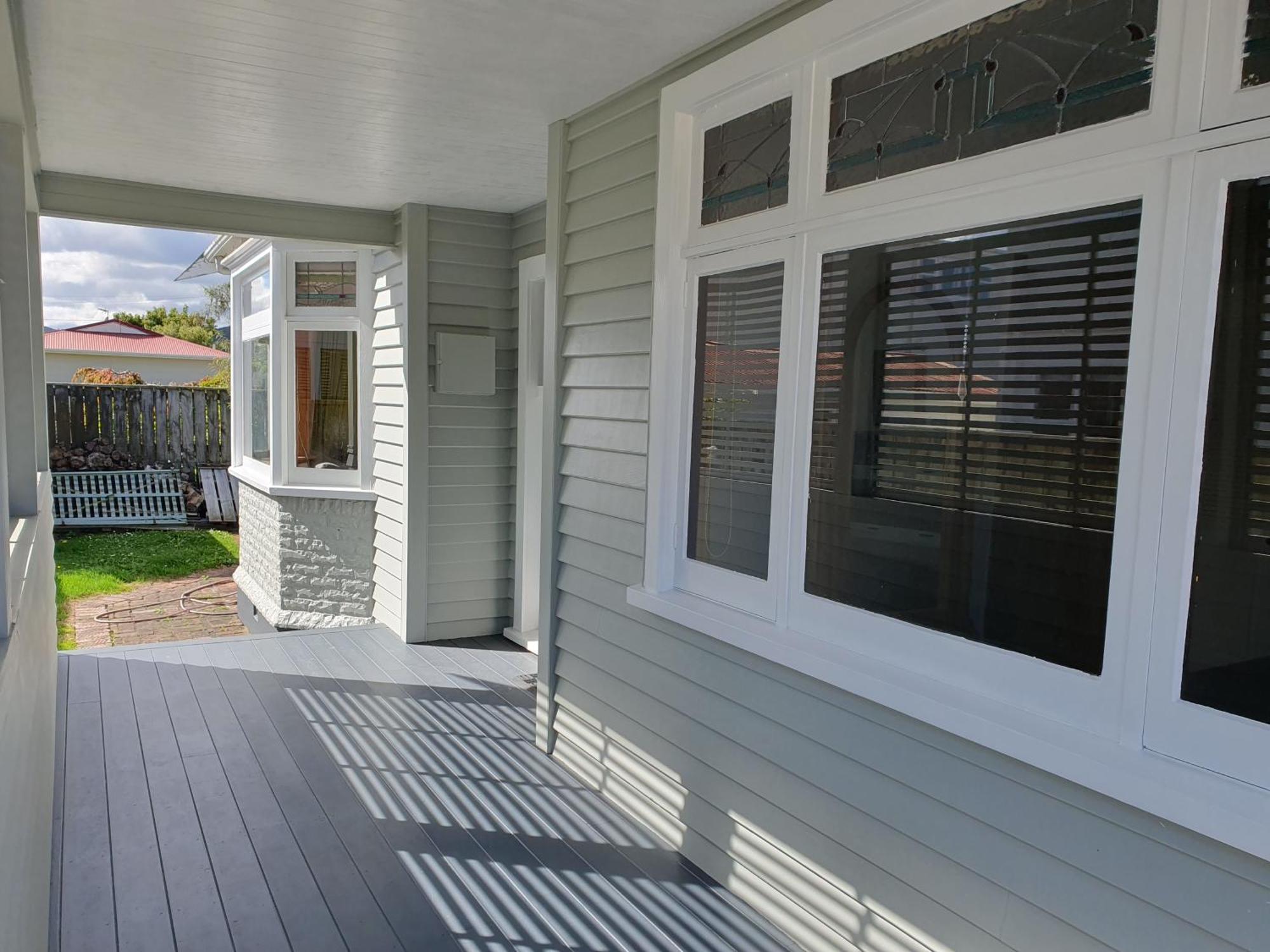 Dog-friendly In Waterloo Villa
